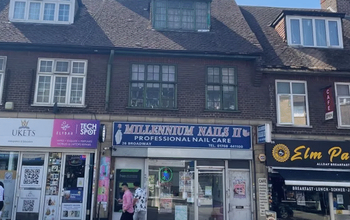 26 Broadway Parade, Elm Park, Hornchurch, Essex, RM12 4RS